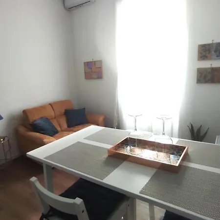 Apartment La Casa Di Irene - *
